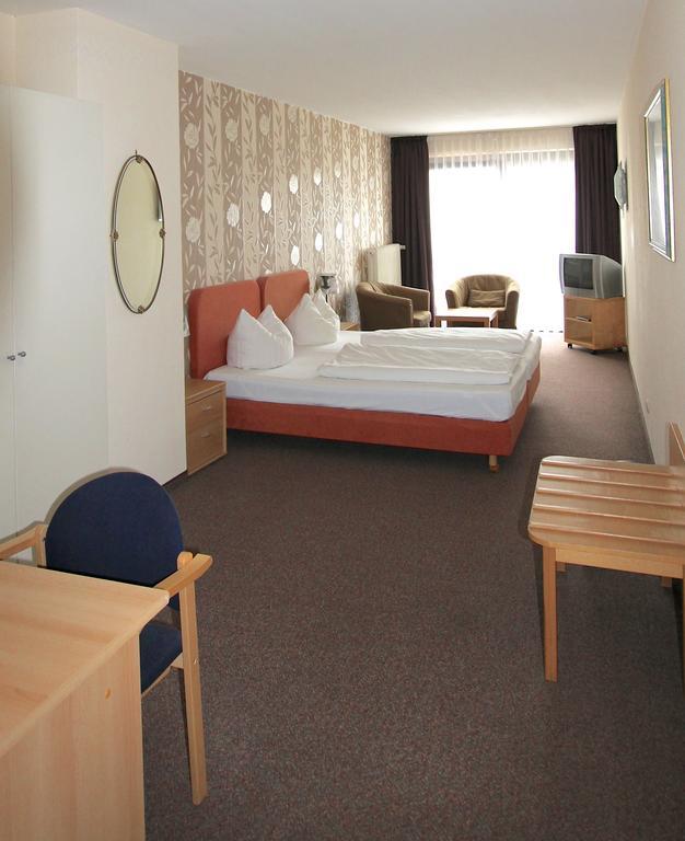Apartmenthaus Alt Graz Dusseldorf Ruang foto