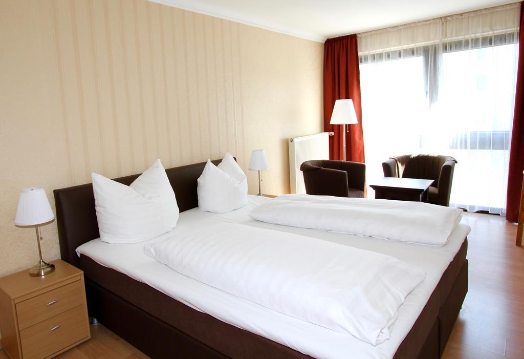 Apartmenthaus Alt Graz Dusseldorf Bagian luar foto