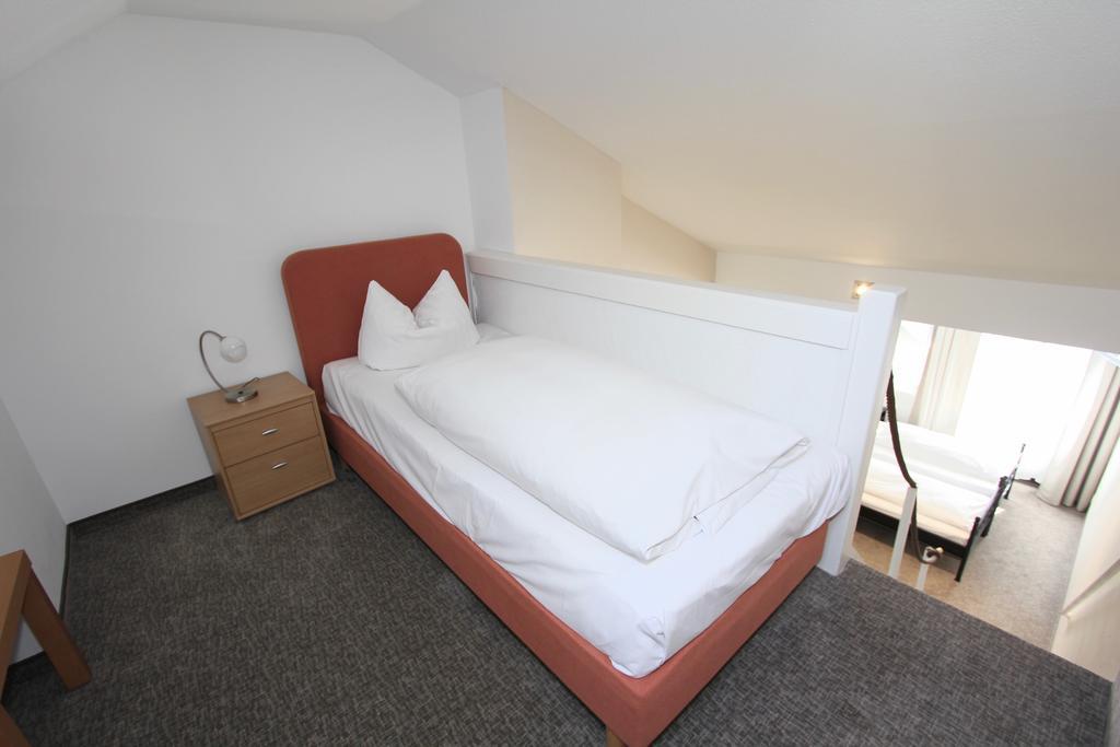 Apartmenthaus Alt Graz Dusseldorf Bagian luar foto